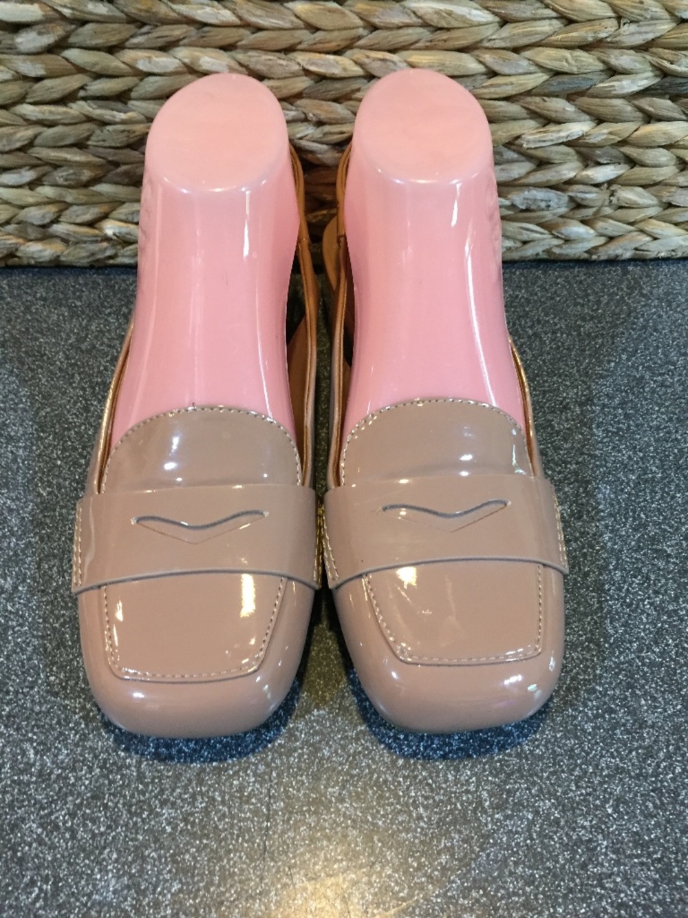 Kenneth Cole Reaction Patent Nude/Tan Loafers